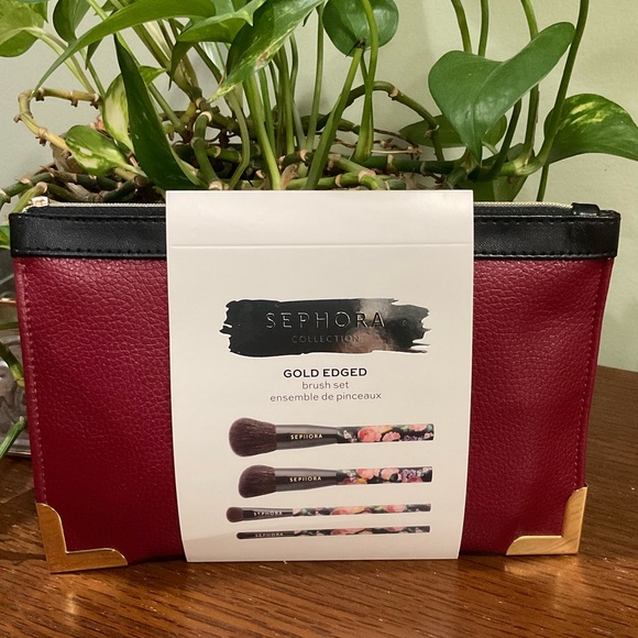 Sephora Other - Sephora Collection Gold Edged Brush Set with Pouch.